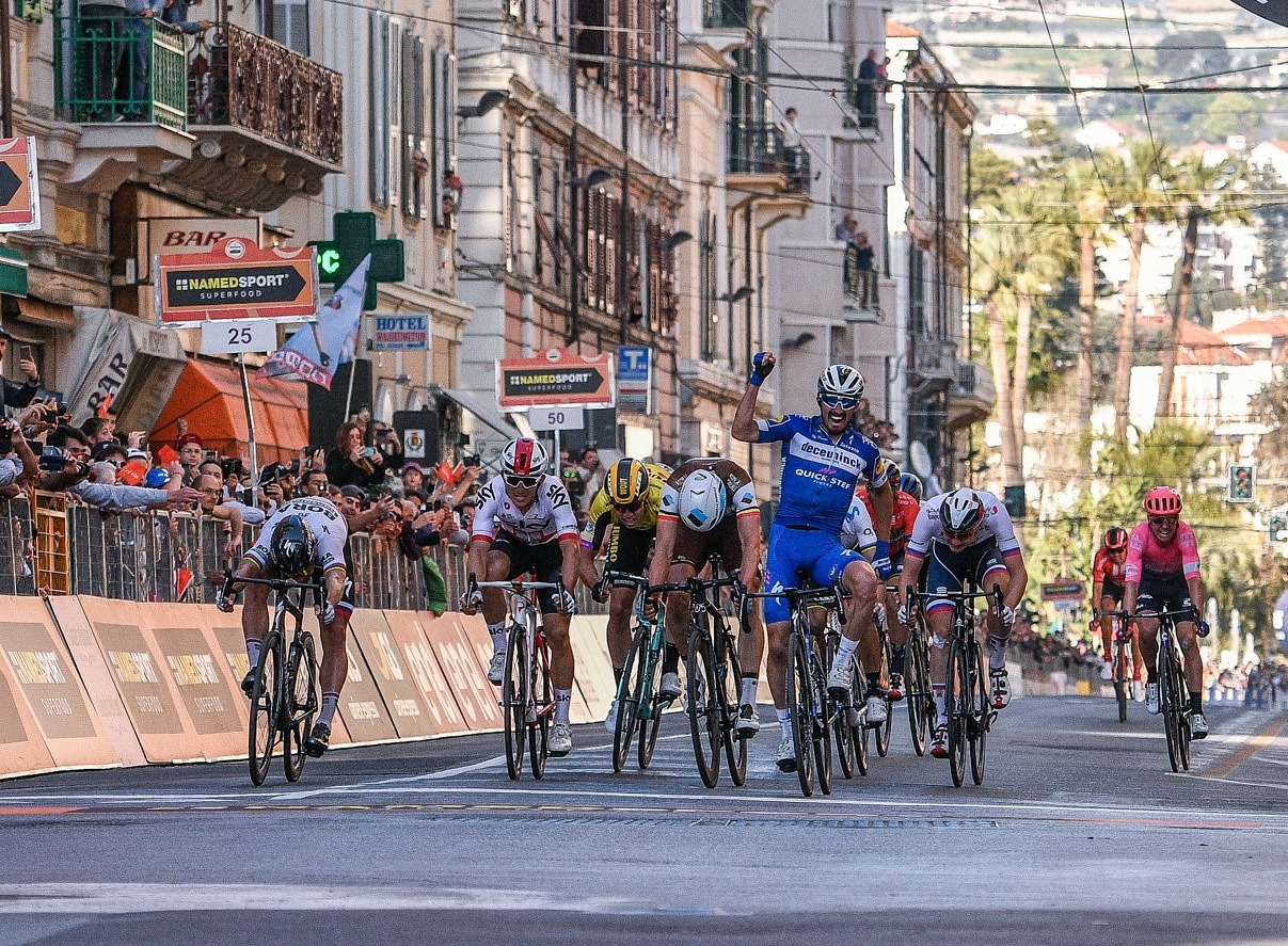 Sabato la Milano-Sanremo, dopo il caos la classicissima allunga il percorso 