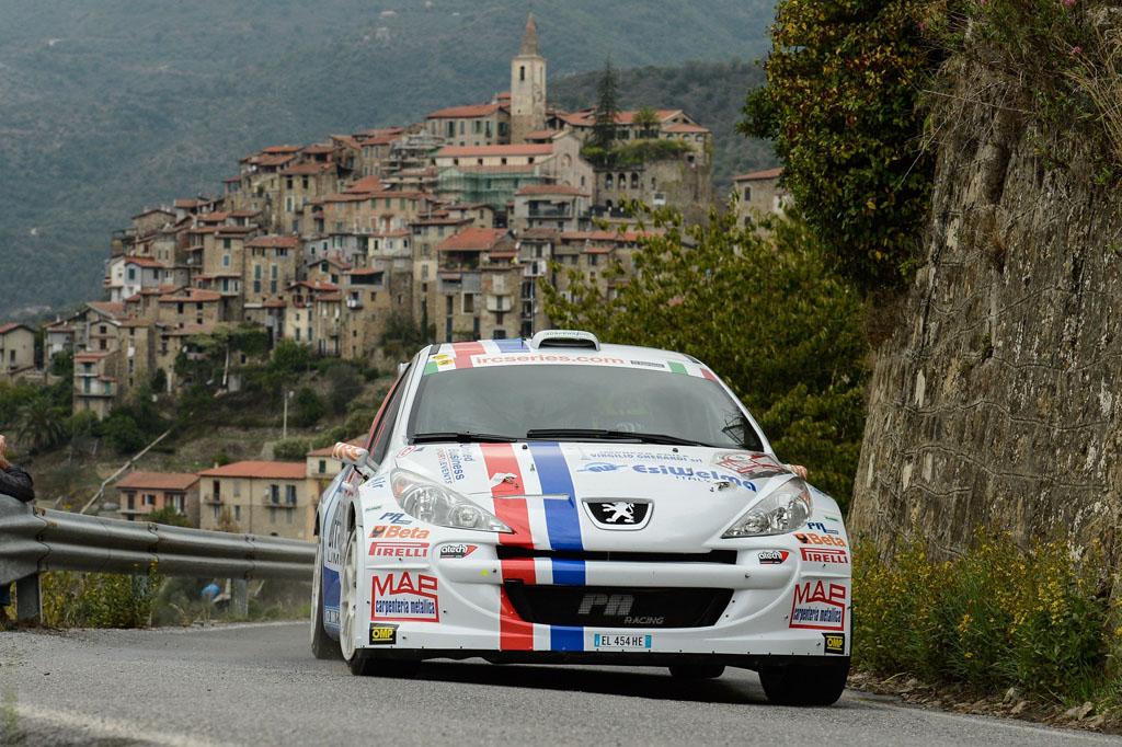 https://www.primocanale.it/materialiarchivio/immagininews/20200925161142-rallye_sanremo.jpg