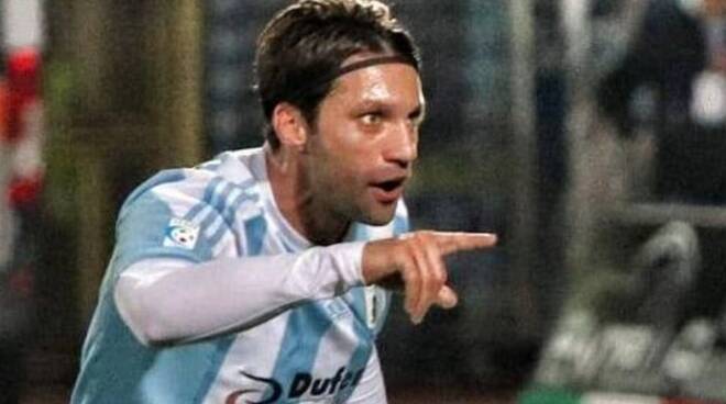 Cosenza-Entella 0-0, buona la prima per i chiavaresi di Tedino