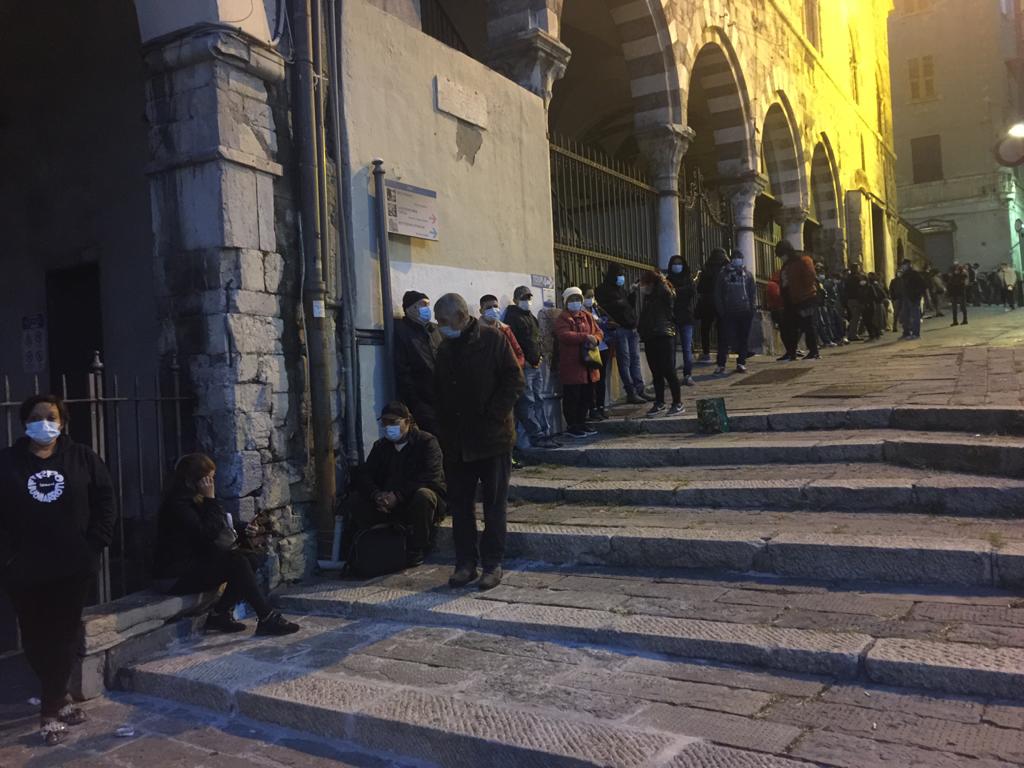 Covid a Genova, il centro tamponi si estende ad altre zone della città