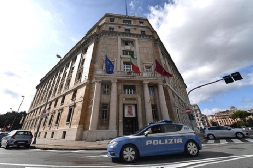Incidente a Genova Quezzi, denunciata la passeggera dell'auto
