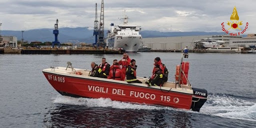 https://www.primocanale.it/materialiarchivio/immagininews/20201124110150-Vigili_del_fuoco_personale_nautico.jpg