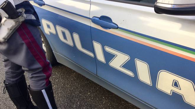 Genova come Corleone, testa di agnello recapitata sul davanzale: 