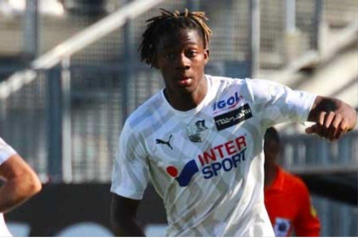 Sampdoria verso l'Udinese con tre assenze, arriva Sy e parte La Gumina