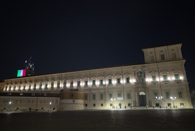 Fico, dalla Camera alla... giungla: la crisi di governo diventa 