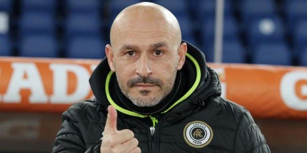 Spezia, Italiano: 