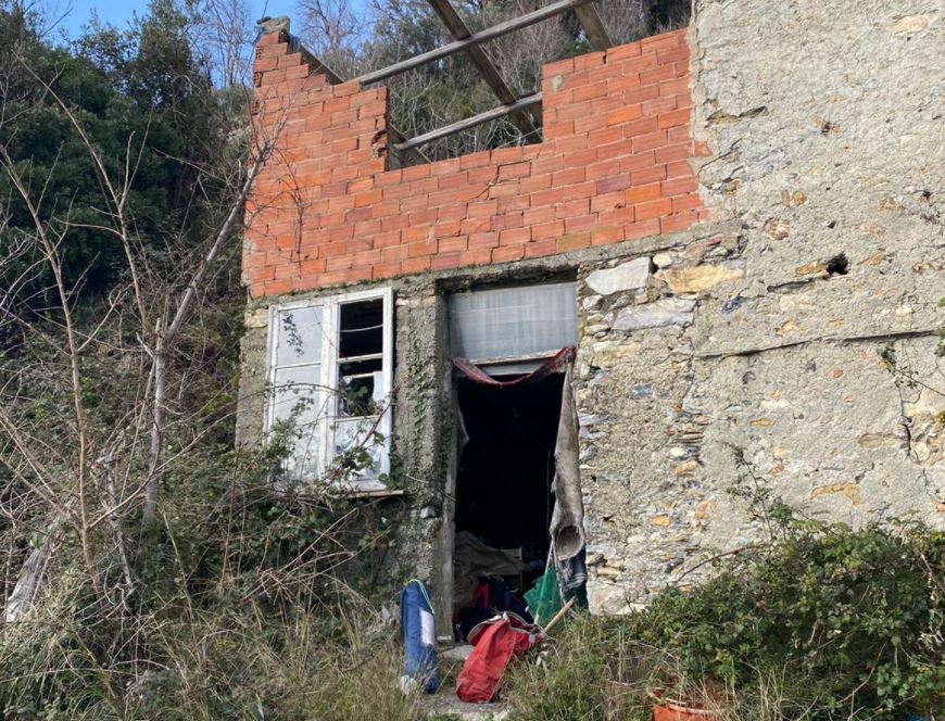  Genova, cadavere mummificato a Quarto: potrebbe essere un cinquantenne pugliese