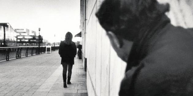 Stalking: perseguita la ex malgrado il divieto di avvicinamento, portato in carcere