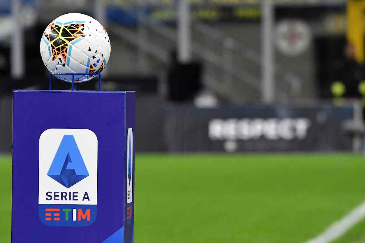 Bomba Covid sulla serie A: il Torino con 10 positivi salta il Sassuolo ed è in arrivo il caso Lazio