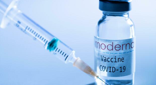 Vaccini Covid, Liguria sopra la media. Ecco il piano per over 70, vulnerabili, docenti e forze dell'ordine