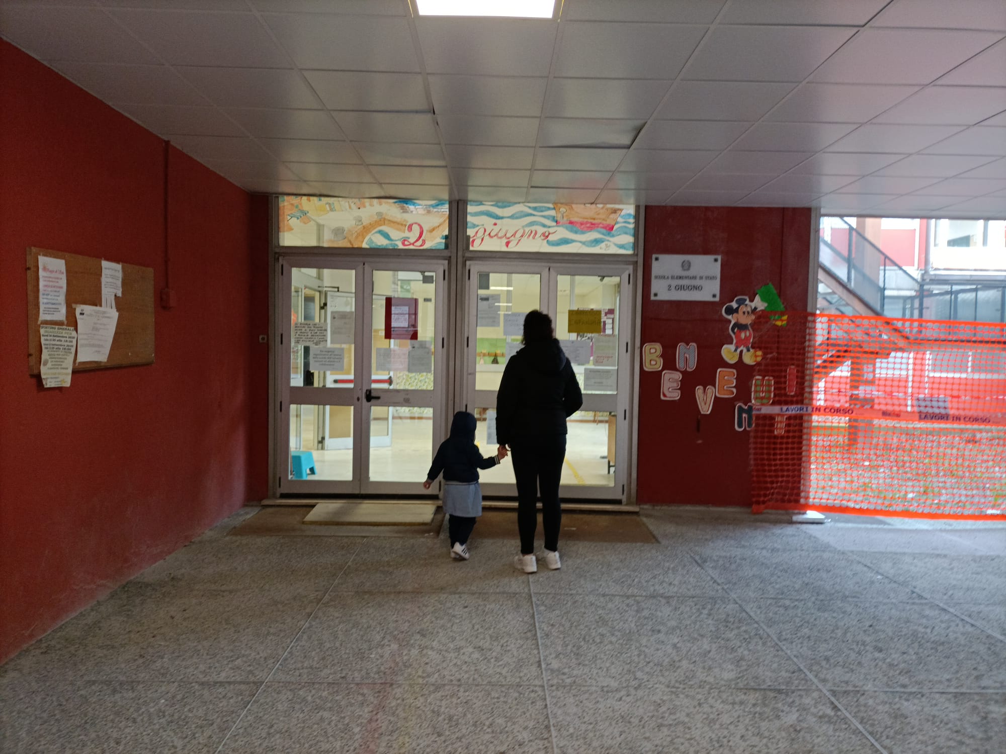 Genova, non bastava il Covid: a Borzoli cinque scuole chiuse per un tubo rotto