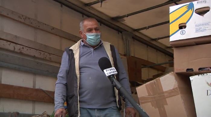 Il corriere di Reggio Calabria che recapita soppressate e peperoncini ai calabresi di Genova
