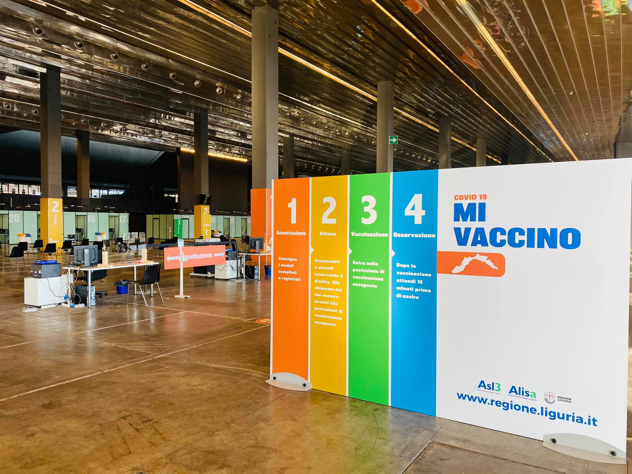 Hub alla Fiera del Mare per accelerare coi vaccini in Liguria. L'inaugurazione in diretta su Primocanale