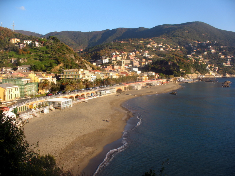 False residenze in riviera per non pagare tasse, 80 denunciati