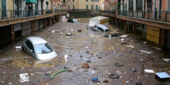 https://www.primocanale.it/materialiarchivio/immagininews/2021042885639-Alluvione_2014_piena_Fereggiano.jpg