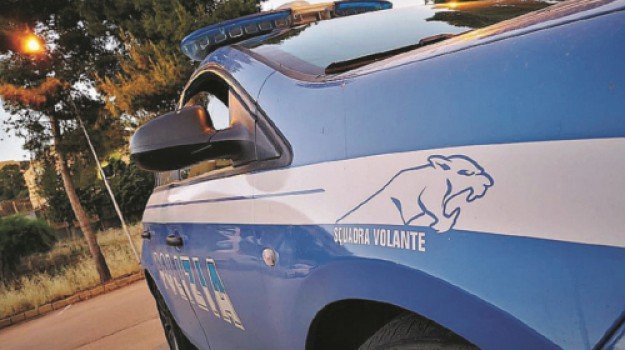 Genova, palpeggia la badante della mamma: sessantenne denunciato
