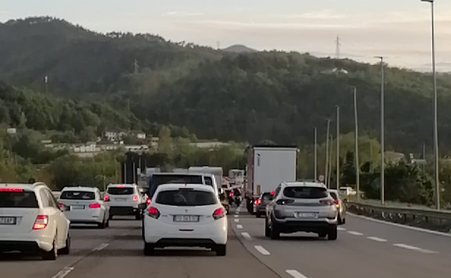 Il caos delle autostrade e i nostri politici dalle opere di Taviani al nulla di oggi