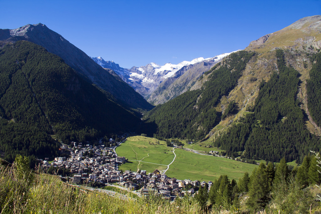 Muore turista ligure caduta in dirupo in val d'Aosta