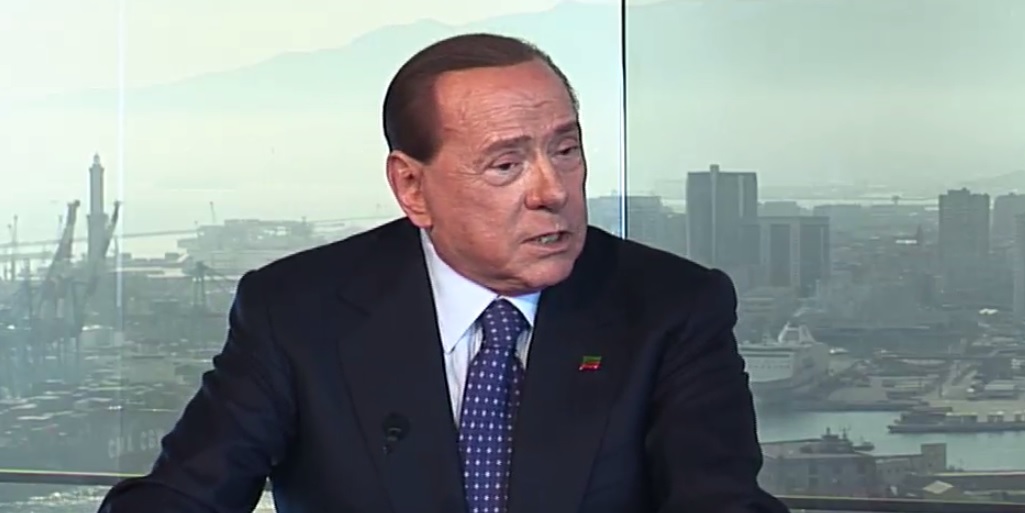 Ruby ter, Berlusconi valuta richiesta di rinvio per motivi di salute