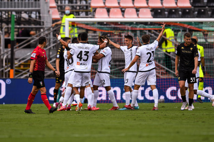 Spezia, che successo a Venezia: tre punti d'oro firmati Bourabia al 94'