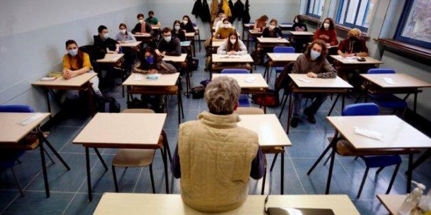 Scuola, salgono a 19 le classi in quarantena in Liguria