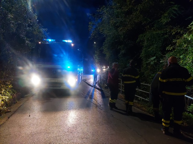 Bogliasco, incendio doloso nei sentieri del Poggio: sette inneschi diversi