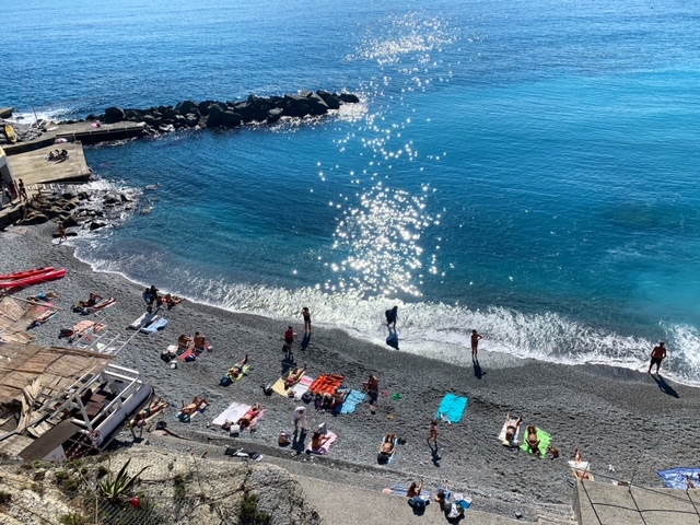 Meteo Liguria, una domenica tipicamente ligure: sole e tramontana
