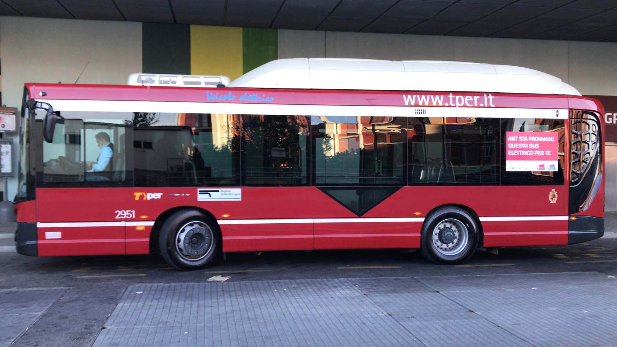 https://www.primocanale.it/materialiarchivio/immagininews/20211026152743-Bus_elettrico_Iveco_in_prova_a_Genova.jpg