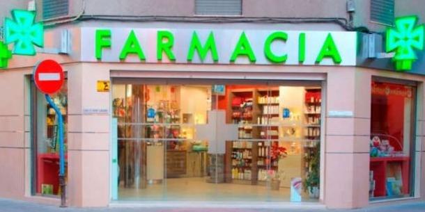 https://www.primocanale.it/materialiarchivio/immagininews/20211111100159-farmacia.jpg
